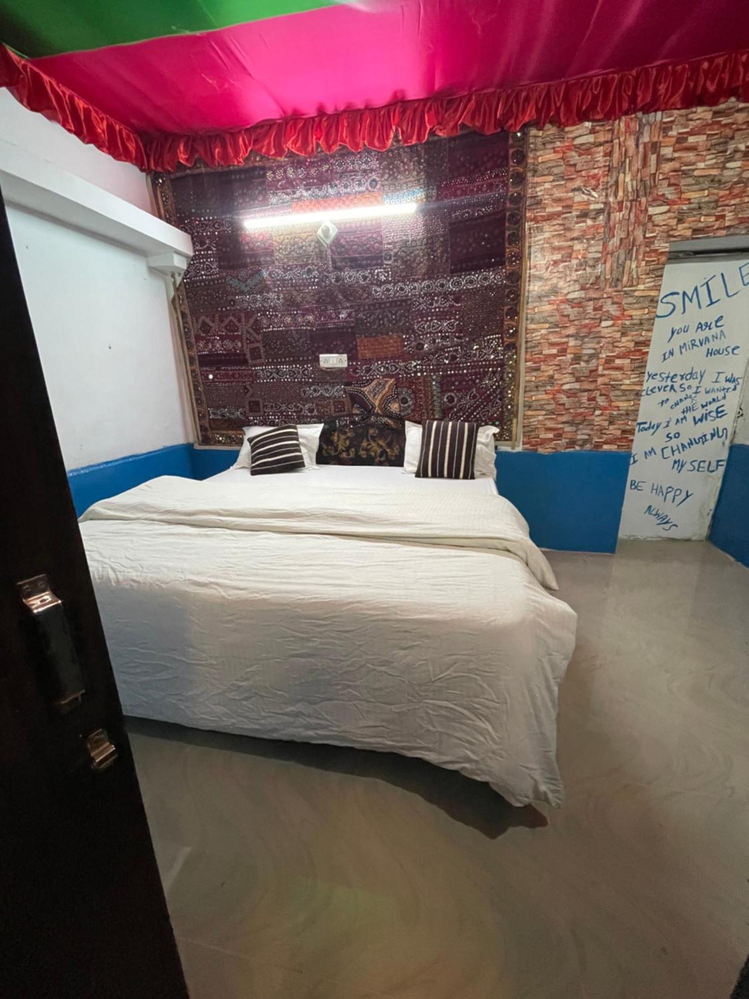 Mirvana Guest House & Camel Safari Jaisalmer Exterior foto