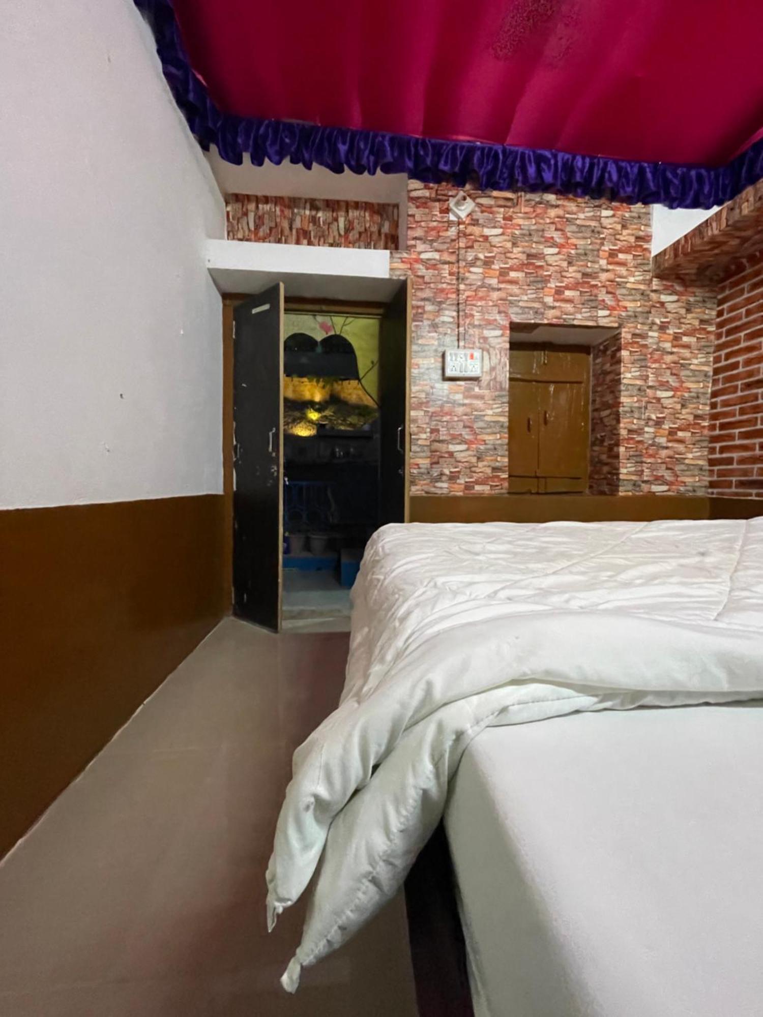 Mirvana Guest House & Camel Safari Jaisalmer Exterior foto