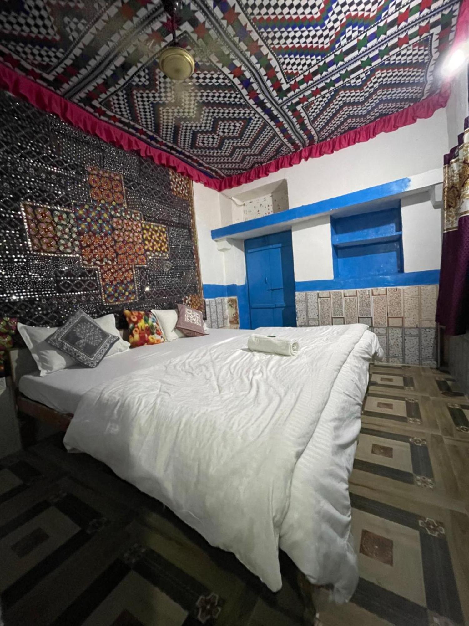 Mirvana Guest House & Camel Safari Jaisalmer Exterior foto